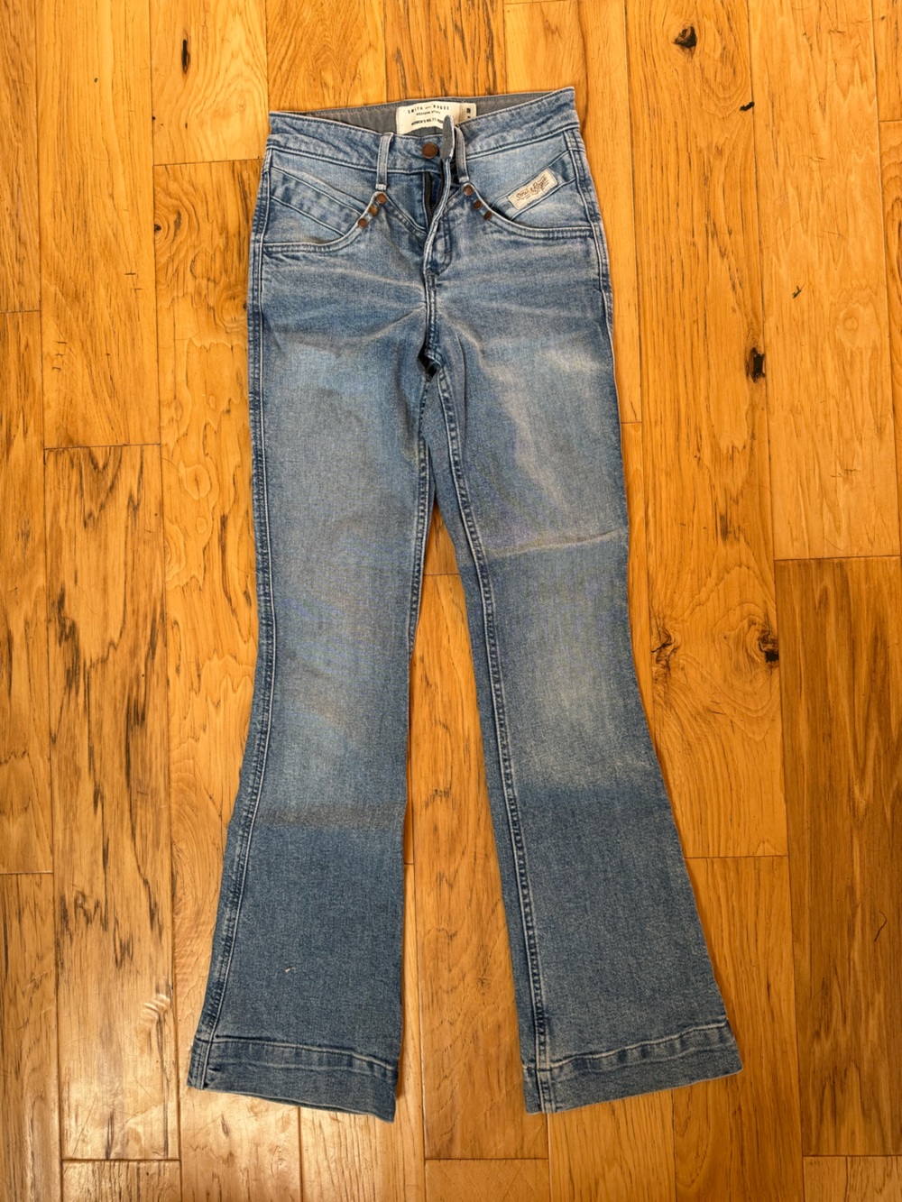 Smith & Rogue Light Blue High-Rise Jeans